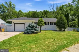 497 Fresno Dr, Magnolia, NJ 08049 - Photo 1