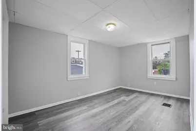 235 Monmouth Street, Gloucester City, NJ 08030 - Photo 8