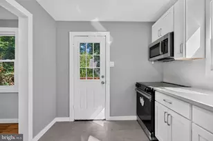 109 White Horse Rd E, Voorhees, NJ 08043 - Photo 16