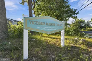 8 Victoria Manor Ct, Sicklerville, NJ 08081 - Photo 4