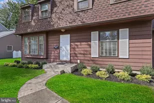 48 Strathmore Dr, Cherry Hill, NJ 08003 - Photo 2