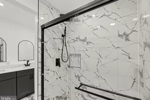 203 Stevens Ct, Camden, NJ 08103 - Photo 18