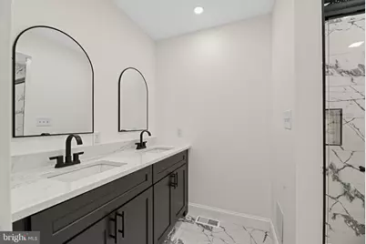203 Stevens Court, Camden, NJ 08103 - Photo 16