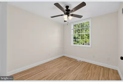 203 Stevens Court, Camden, NJ 08103 - Photo 14