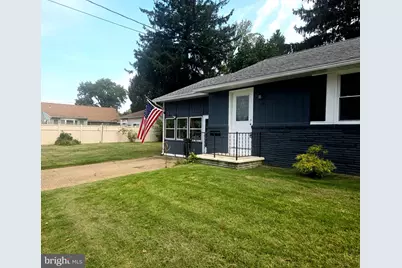 75 N Cedar Avenue, Bellmawr, NJ 08031 - Photo 2