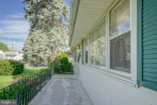 1022 Arline Ave, Gloucester Township, NJ 08029 - Photo 2