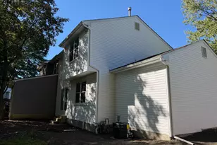 39 Brambling Ln, Voorhees, NJ 08043 - Photo 12