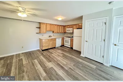 1326 Central Avenue #B, Gloucester Township, NJ 08029 - Photo 4