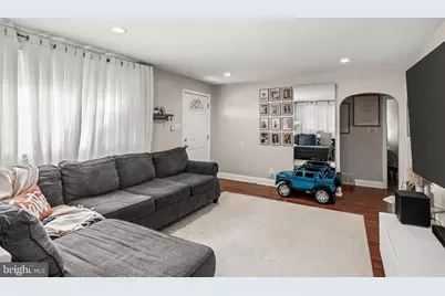 3815 Royal Avenue, Pennsauken, NJ 08110 - Photo 4