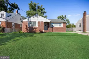 3815 Royal Ave, Pennsauken, NJ 08110 - Photo 2