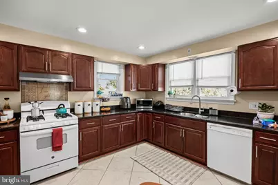 3815 Royal Avenue, Pennsauken, NJ 08110 - Photo 10