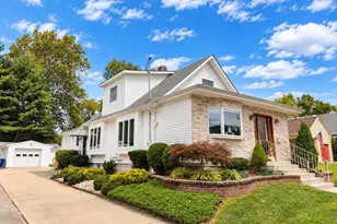 330 E Elma Ave, Laurel Springs, NJ 08021 - Photo 2