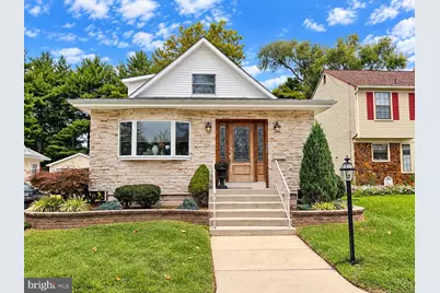 330 E Elma Avenue, Laurel Springs, NJ 08021 - Photo 1