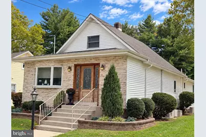 330 E Elma Avenue, Laurel Springs, NJ 08021 - Photo 6