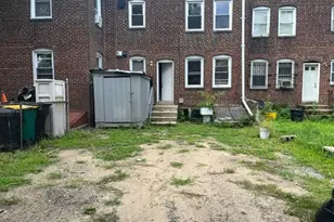240 Wilmont Ave, Camden, NJ 08105 - Photo 12