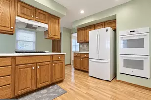 3 Stonebridge Rd, Cherry Hill, NJ 08003 - Photo 8