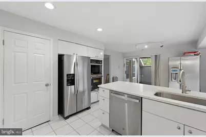 916 Chanticleer, Cherry Hill, NJ 08003 - Photo 20