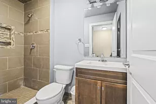576 Berkley St, Camden, NJ 08103 - Photo 16