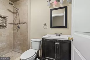 576 Berkley St, Camden, NJ 08103 - Photo 12
