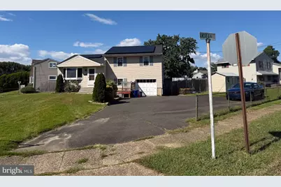 812 W 3rd Avenue, Runnemede, NJ 08078 - Photo 1