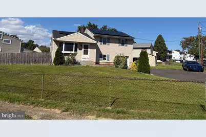 812 W 3rd Avenue, Runnemede, NJ 08078 - Photo 2