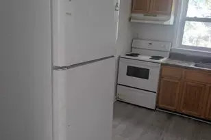 506 Pfeiffer St, Camden, NJ 08105 - Photo 4