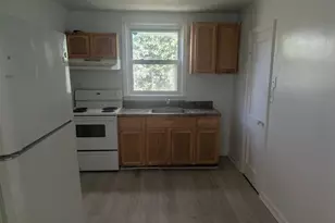 506 Pfeiffer St, Camden, NJ 08105 - Photo 2