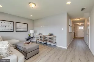 8 Ravello Ct, Berlin, NJ 08009 - Photo 4