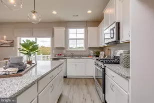 8 Ravello Ct, Berlin, NJ 08009 - Photo 8