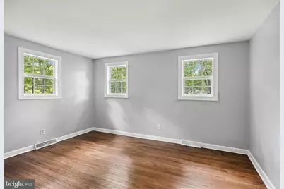 210 Garfield Avenue, Chesilhurst, NJ 08089 - Photo 18