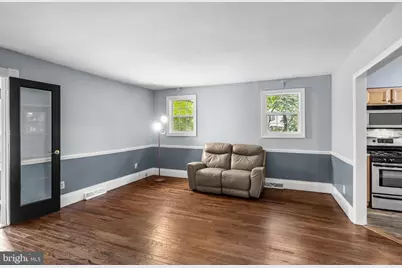 210 Garfield Avenue, Chesilhurst, NJ 08089 - Photo 10