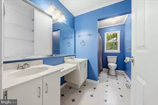 21 Chatham Dr, Voorhees, NJ 08043 - Photo 38