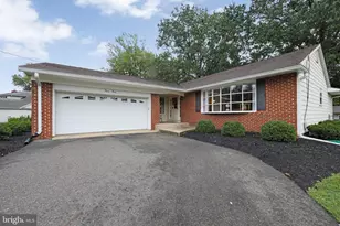 43 Edgewood Dr, Cherry Hill, NJ 08003 - Photo 40