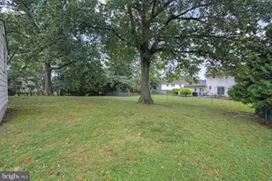 43 Edgewood Dr, Cherry Hill, NJ 08003 - Photo 42