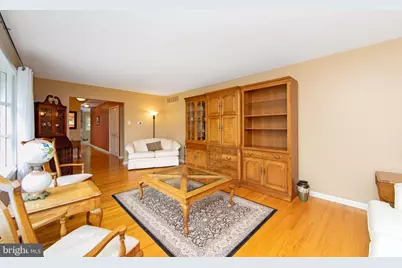 43 Edgewood Drive, Cherry Hill, NJ 08003 - Photo 6