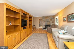 43 Edgewood Dr, Cherry Hill, NJ 08003 - Photo 20