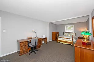 43 Edgewood Dr, Cherry Hill, NJ 08003 - Photo 30