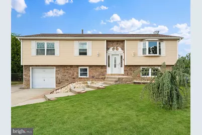 131 Sturbridge Drive, Sicklerville, NJ 08081 - Photo 1