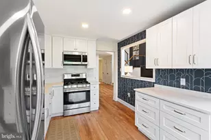 40 La Costa Dr, Gloucester Township, NJ 08012 - Photo 6