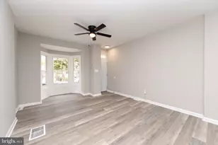 326 Clinton St, Camden, NJ 08103 - Photo 8