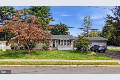 131 Holly Avenue, Berlin, NJ 08009 - Photo 2