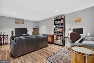 81 Glacier Dr, Berlin, NJ 08009 - Photo 24