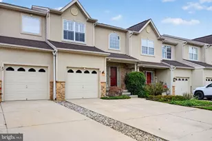 81 Glacier Dr, Berlin, NJ 08009 - Photo 2