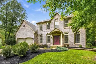 23 Farmhouse Ln, Voorhees, NJ 08043 - Photo 2