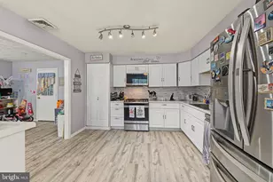 2 Poplar Ave, Hammonton, NJ 08037 - Photo 12