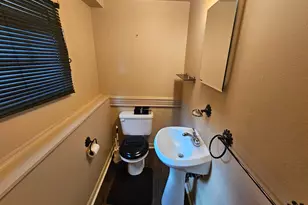 216 Avon Rd, Cherry Hill, NJ 08034 - Photo 10