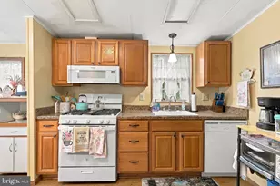 10 Hazeltop Dr, Sicklerville, NJ 08081 - Photo 8