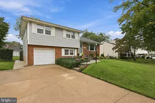 207 Massachusetts Ave, Cherry Hill, NJ 08002 - Photo 2