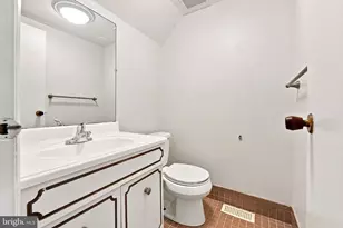 253 Uxbridge Dr, Cherry Hill, NJ 08034 - Photo 20