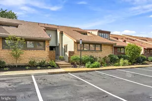 253 Uxbridge Dr, Cherry Hill, NJ 08034 - Photo 2